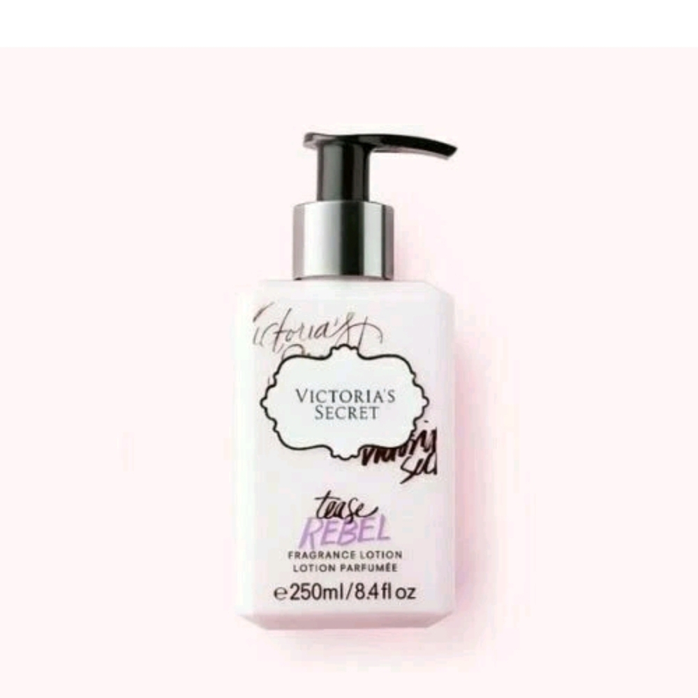 New Victoria's Secret Tease Rebel Fragrance Lotion